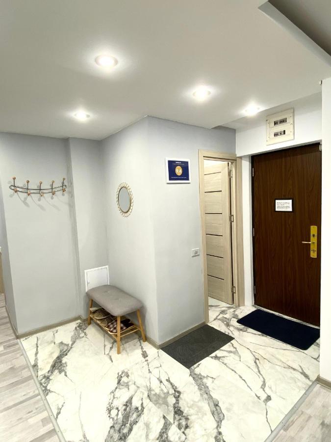 Large Apartment In Ultra-Central Location Braşov Buitenkant foto